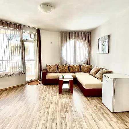 Apartment “relax” Slantschew brjag